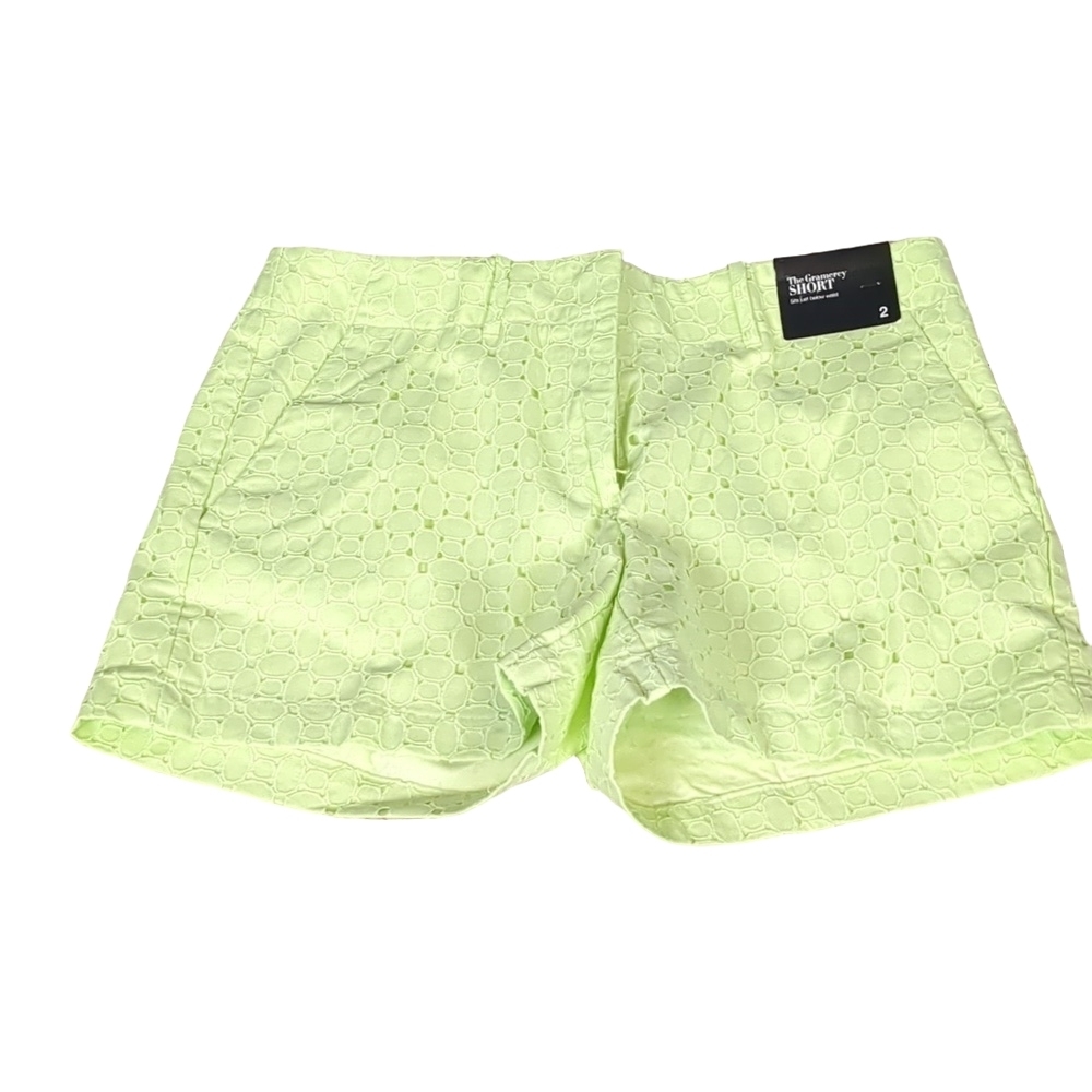 The New York & Co green Gramercy chino shorts size 2